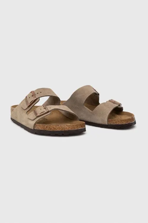 Замшевые шлепанцы Birkenstock Arizona мужские цвет бежевый 51461