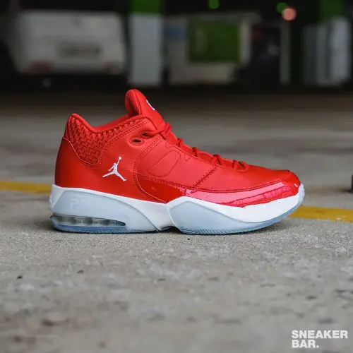 Jordan Max Aura 3 
