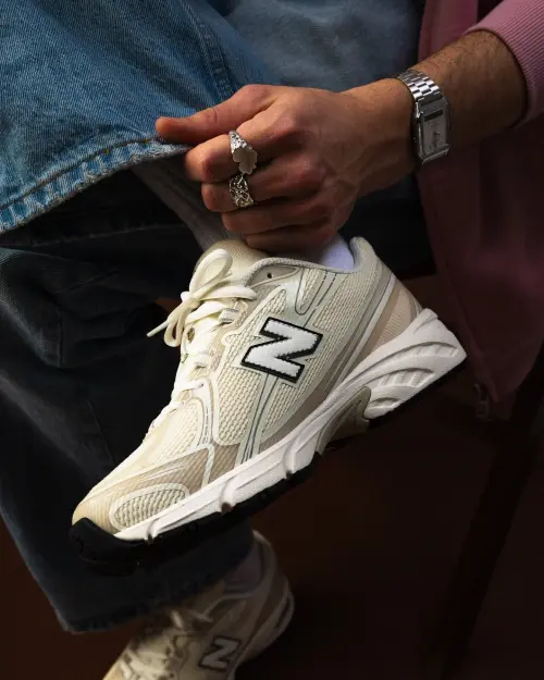 New Balance 740