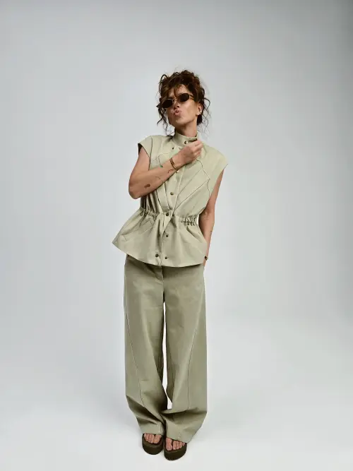 Жилет Tassha Yu Waisted Vest Khaki