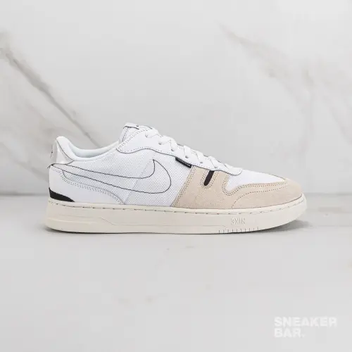 Nike Squash-Type 