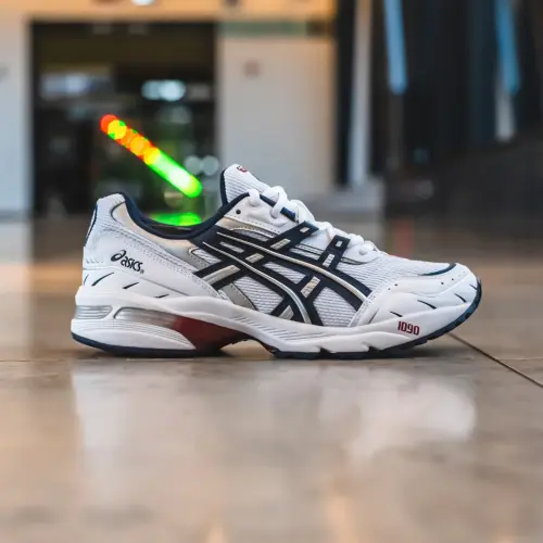 Asics Gel-1090 