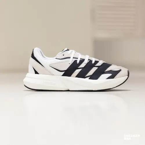 Кроссовки Adidas Lightblaze 