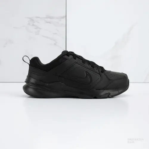 Nike Defyallday 4E 