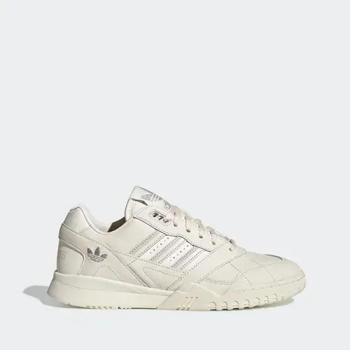Adidas A.R. Trainer 