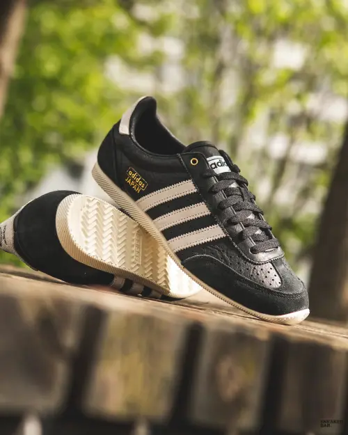 Кожаные кроссовки adidas Originals Japan W цвет чёрный IH5490