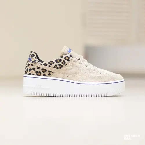 Кроссовки Nike Air Force 1 Sage Low Premium W 