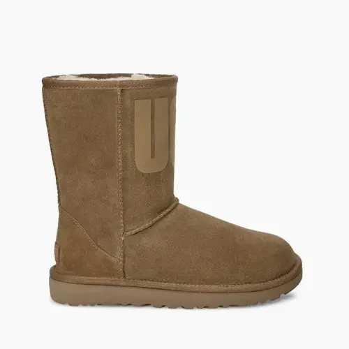 UGG W Classic Short Rubber Logo 1108230 CHE