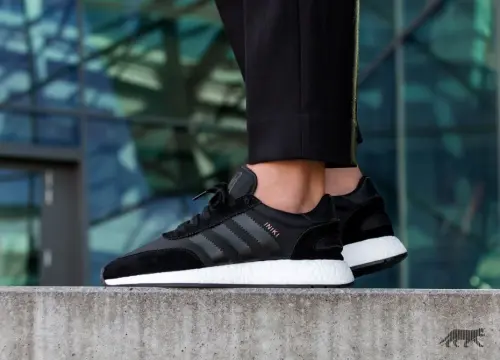 Adidas Iniki Runner 
