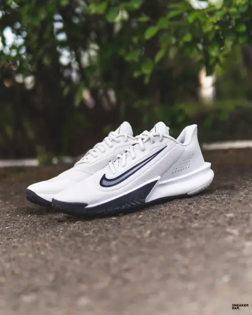 Кроссовки Nike PRECISION VII