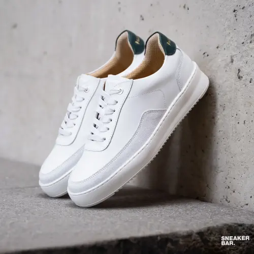 Filling Pieces: 5 моделей со скидкой, на которые стоит обратить внимание