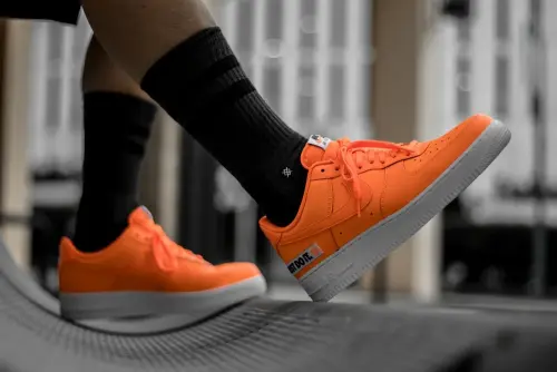 Nike Air Force 1 '07 LV8 JDI LTHR 