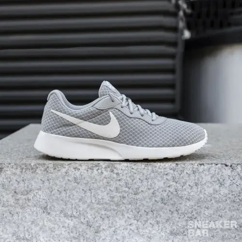 Nike Tanjun 