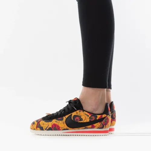Nike Wmns Classic Cortez Lx AV1338 700