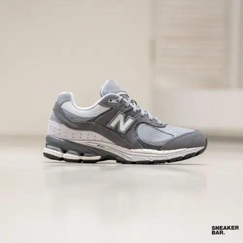 Кроссовки New Balance 2002R 