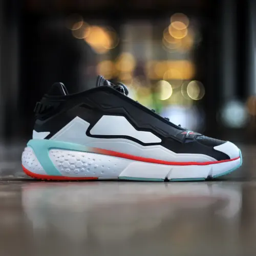 Reebok Model F 