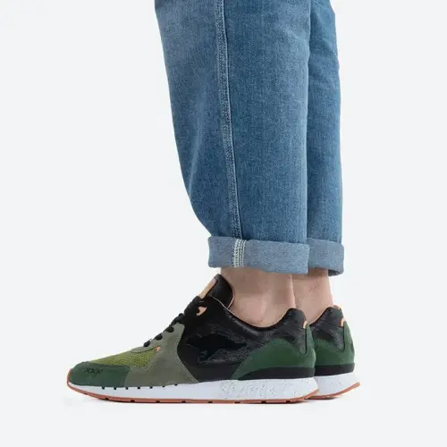 Кроссовки KangaROOS x SneakerBAAS Coil-R2 "SIN CITY II" 47504 000 5330