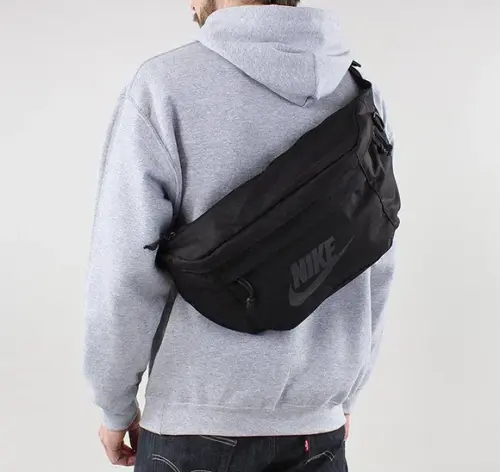 Nike Tech Hip Pack 