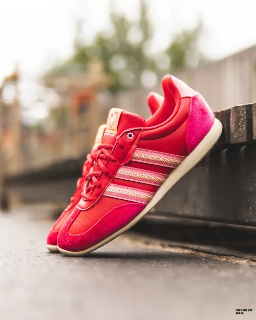 Кроссовки ADIDAS BARREDA LO W