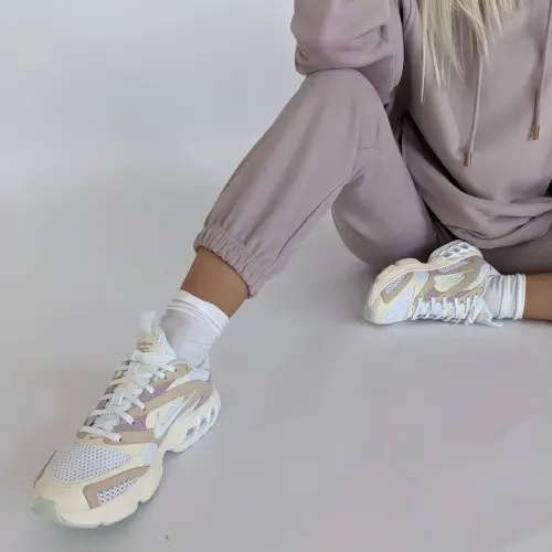 Tassha Yu Essential Joggers TH Fog 