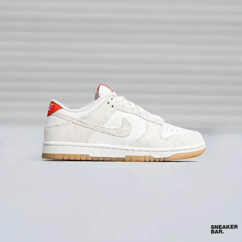 Кроссовки Nike Dunk Low 