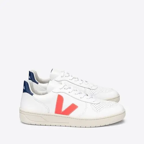 Veja V-10 Leather VX022136