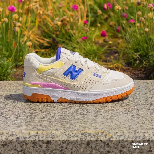 New Balance 550 