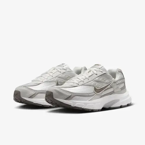 Nike Initiator W  Nike Initiator W
