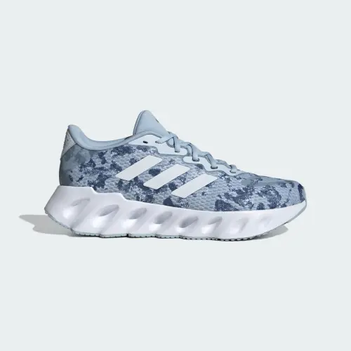 Беговые кроссовки Adidas Switch Run