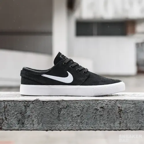 Nike SB Zoom Janoski RM 