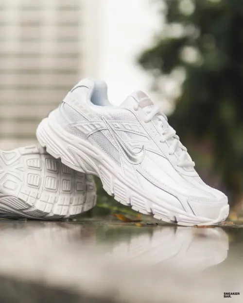 Кроссовки Nike Initiator W