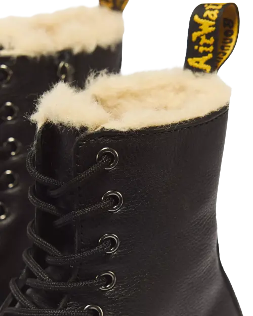 Dr. Martens Jadon Fur Lined