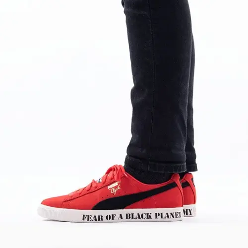 Puma x Def Jam Clyde 374539 01