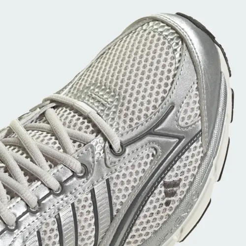 Кроссовки Adidas SPIRITAIN 2000
