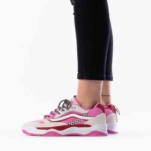 Vans UA Brux VA4BH4WR1