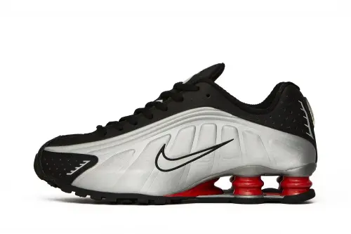 Nike Shox R4 