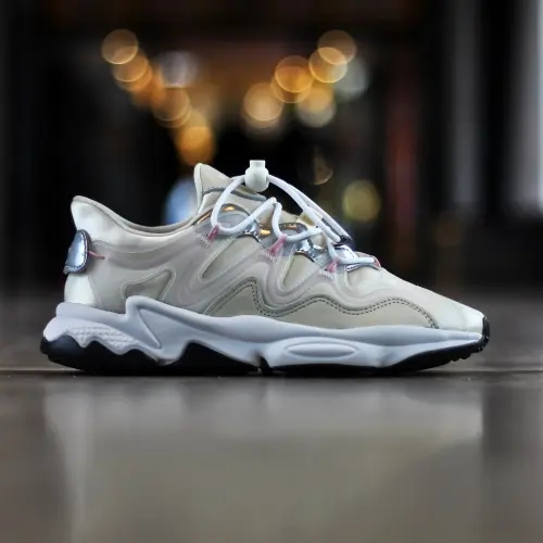 Adidas Ozweego Plus 