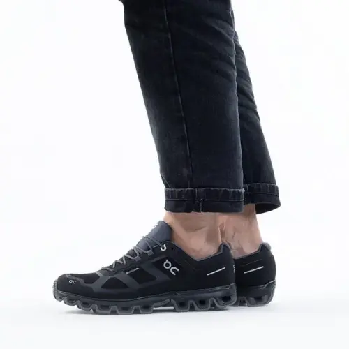 On Running Cloudventure Wateproof 2299951 BLACK/GRAPHIT