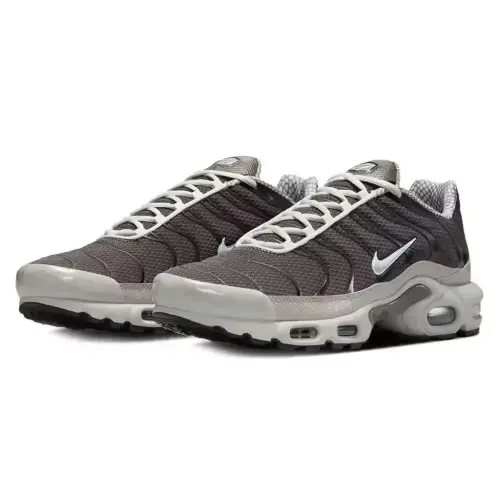 Кроссовки Nile Air Max Plus  Кроссовки Nile Air Max Plus
