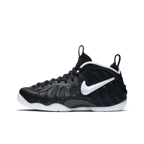 Nike Air Foamposite One . doom 2016 