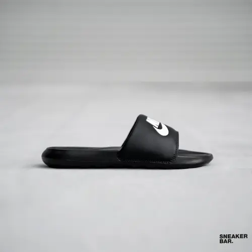 Сланцы Nike Victori One Slide 