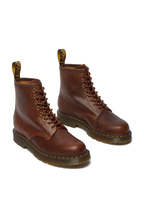 Кожаные полусапоги Dr. Martens 1460 SR цвет коричневый на плоском ходу DM32010205
