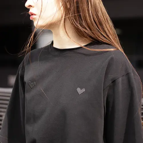 Футболка Tassha Yu 2 Hearts Tee Black Hearts Black 