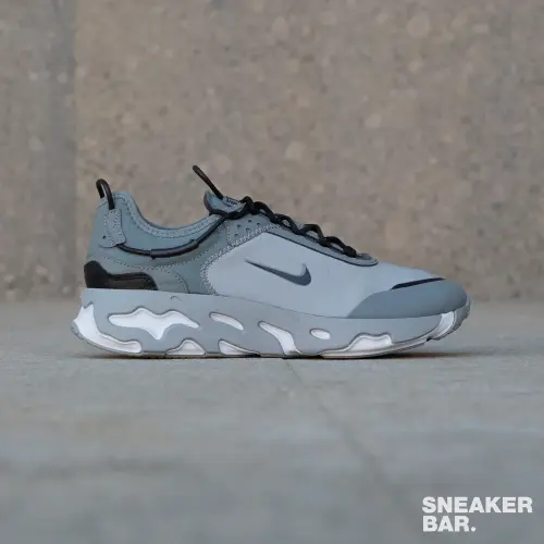 Nike React Live SE 