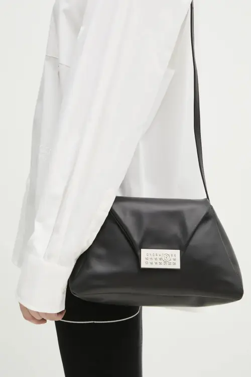 Кожаная сумочка MM6 Maison Margiela цвет чёрный