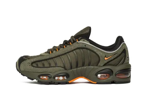Nike Air Max Tailwind IV SE 