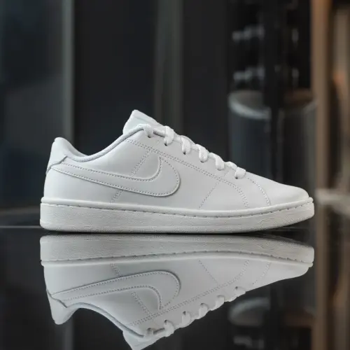 Nike Court Royale 2 