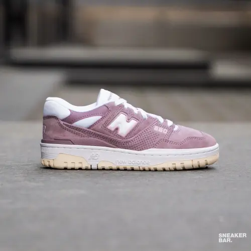 New Balance 550 