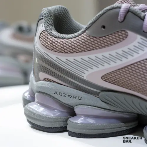 Кроссовки New Balance 2000