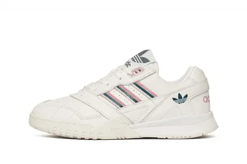 adidas A.R. Trainer W 